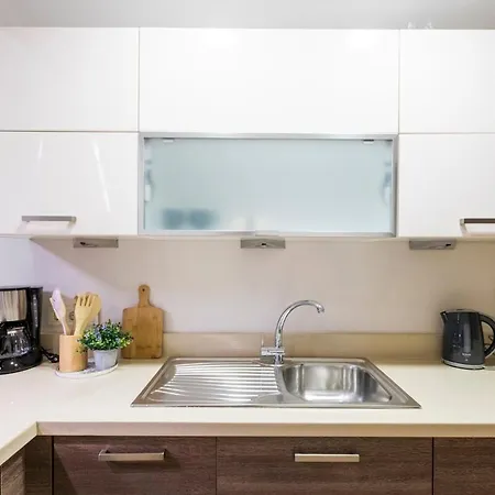Appartement Modern 2 Bedroom Duplex With Garden In Cihangir *